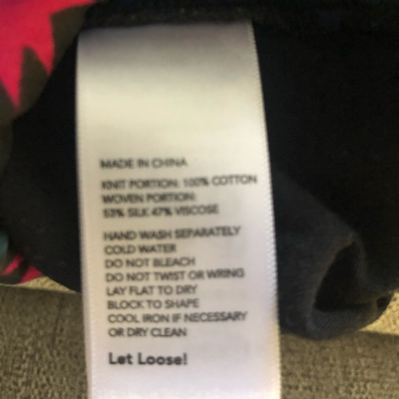 ✨ 2 for $40 SALE | Kate Spade | Saturday Hot Pink Kapow Top - Picture 3 of 3